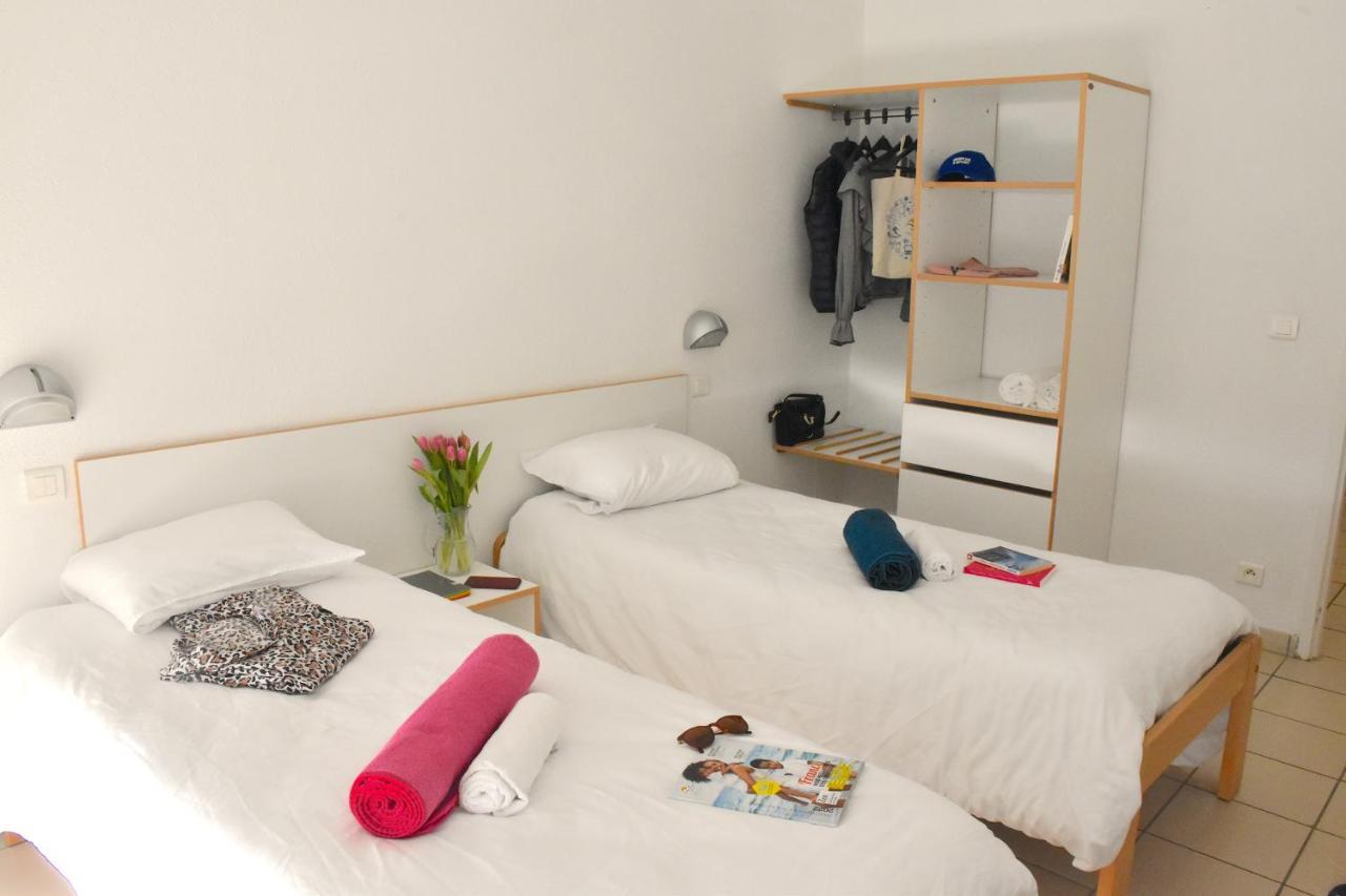 Ulvf Les Romarins Aparthotel Fleury  Buitenkant foto